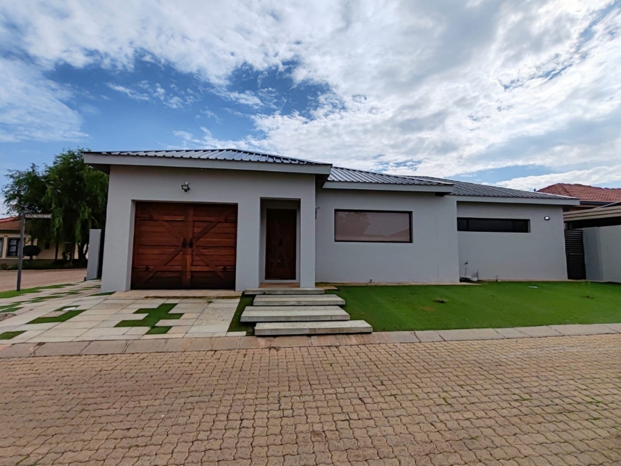 2 Bedroom Property for Sale in Waterberry Estate North West